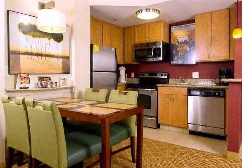 Residence Inn Orlando Airport Room photo